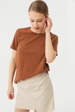 Ecrou Kadın Karamel Altı Oval Regular Fit Basic Tshirt